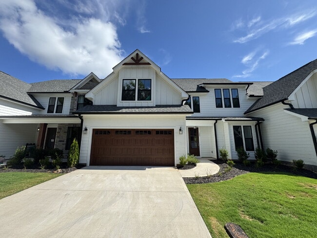 305 Breakwater Ln in Seneca, SC - Building Photo - Building Photo