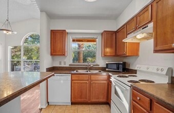 5468 E Michigan St, Unit Apt 4 in Orlando, FL - Building Photo - Building Photo