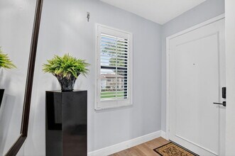 21650 Juego Cir in Boca Raton, FL - Building Photo - Building Photo