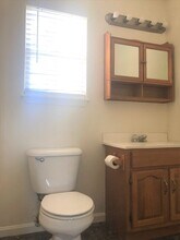 318 Neoma Dr in Norfolk, VA - Building Photo - Building Photo