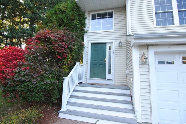 81 Barrington Ave in Nashua, NH - Building Photo - Building Photo