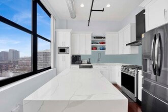 1516 S Wabash Ave, Unit 1102 in Chicago, IL - Foto de edificio - Building Photo