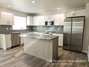1201 W Bass River Dr in Meridian, ID - Building Photo - Building Photo