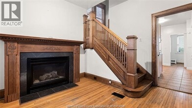 351 Moy Ave in Windsor, ON - Building Photo - Building Photo
