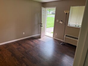 116 W Zupan St in Maryville, IL - Building Photo - Building Photo