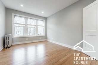 1929 W Winona St, Unit 1F in Chicago, IL - Building Photo - Building Photo