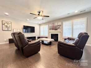 9677 Garamont Pkwy NW in Concord, NC - Building Photo - Building Photo