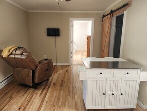 208 Maupin Ave, Unit Tiny House in Salisbury, NC - Foto de edificio - Building Photo