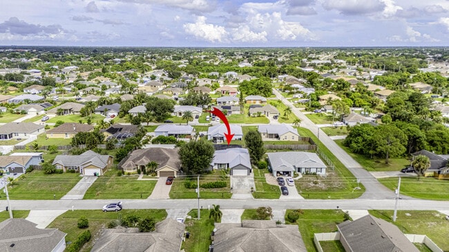 3989 SW Jarmer Rd in Port St. Lucie, FL - Building Photo - Building Photo