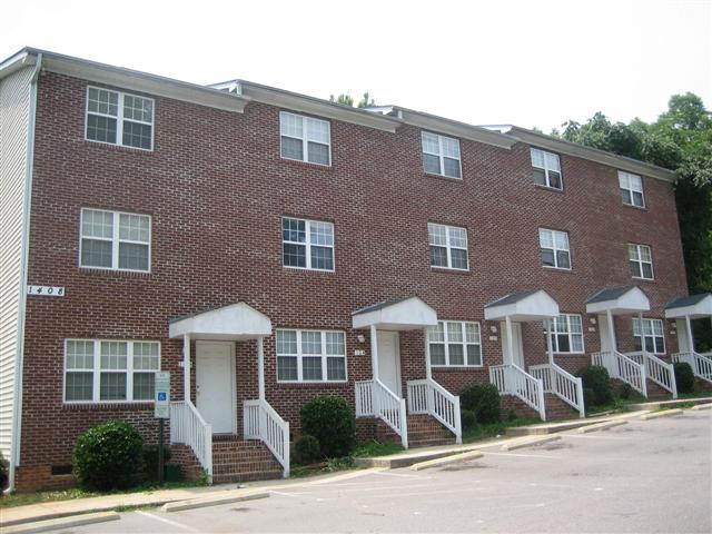 1408 Crest Rd in Raleigh, NC - Foto de edificio - Building Photo