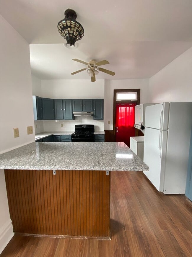 property at 1309 E Carson St