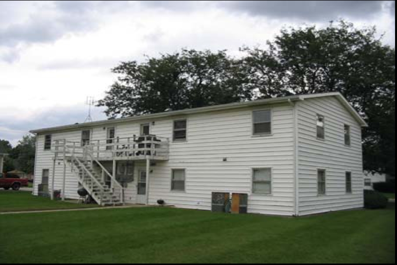 Village Place Apartments in Rochester, IN - Building Photo