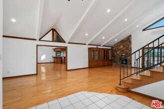 21663 Ulmus Dr in Woodland Hills, CA - Building Photo - Building Photo