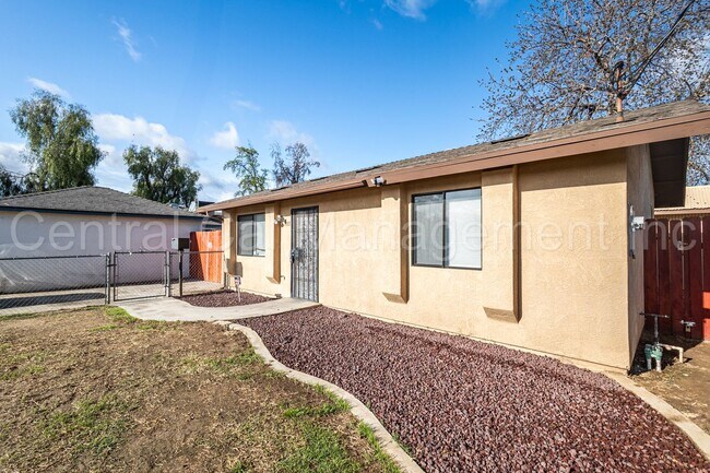 property at 1905 McCray St