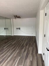 1325 NW 124th St in North Miami, FL - Building Photo - Building Photo