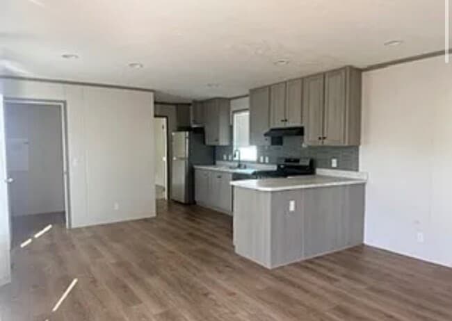 property at 10771 Dixie Hwy