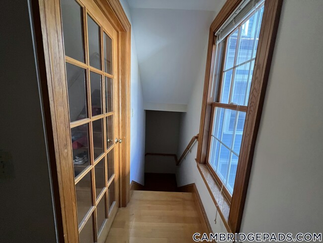 94 Gore St, Unit B