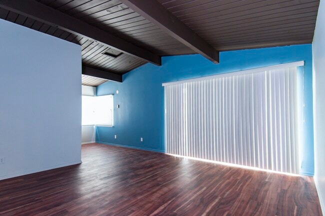 property at 72458 Sunnyslope Dr