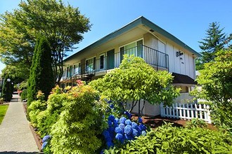 Mar Vista Apartments in Normandy Park, WA - Building Photo - Building Photo