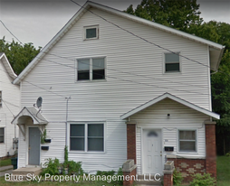 904 W Main St in Muncie, IN - Building Photo