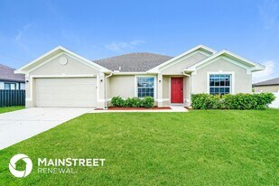 1817 SW 12th Ln in Cape Coral, FL - Building Photo