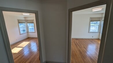 5109 Parish Dr in Roeland Park, KS - Building Photo - Building Photo