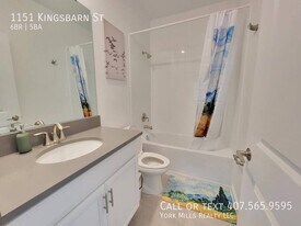 1151 Kingsbarn St in Davenport, FL - Building Photo