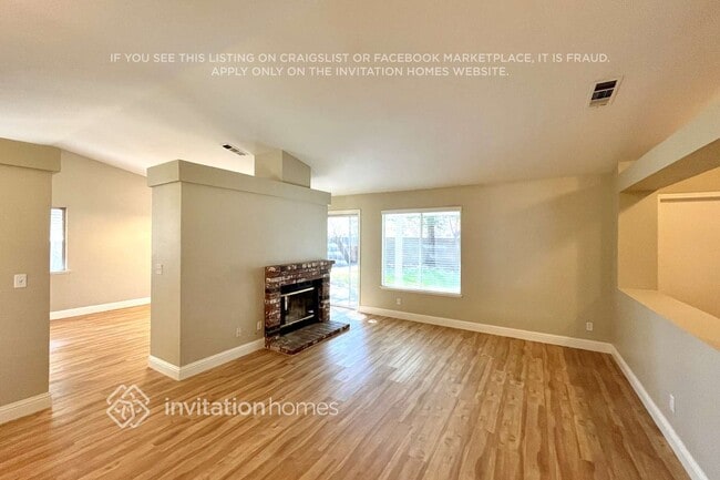 2522 Drummond Dr in Yuba City, CA - Foto de edificio - Building Photo