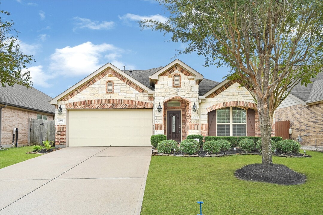 20731 Blue Flagstone Ln in Richmond, TX - Building Photo