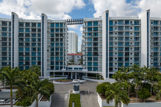 Echo Aventura East Tower in Aventura, FL - Building Photo - Building Photo