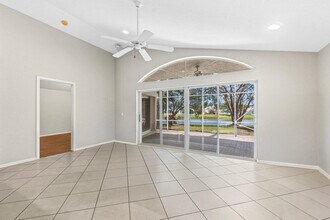 4122 Bluff Harbor Way in Wellington, FL - Building Photo - Building Photo