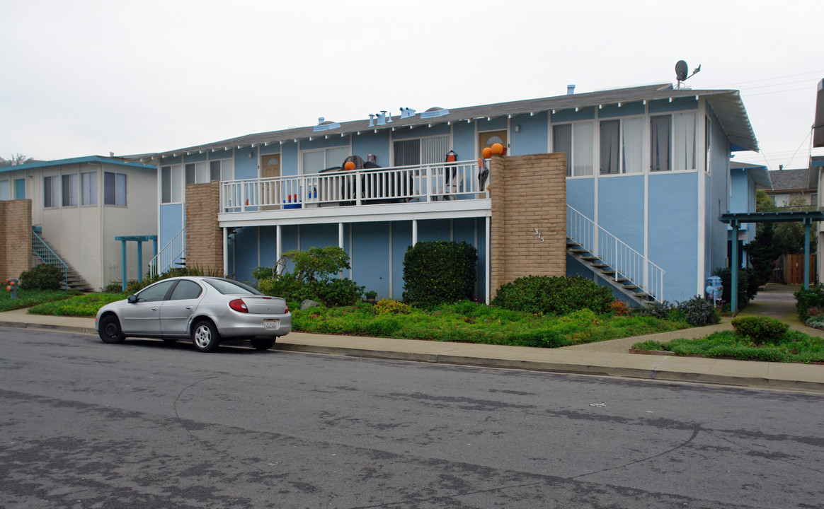 315 Esplanade Ave in Pacifica, CA - Building Photo