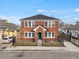 1115 Hogan St in Houston, TX - Building Photo