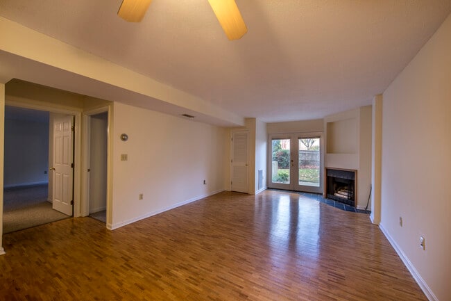 property at 369 Franklin St