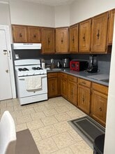 121-123-123 W 25th St in Bayonne, NJ - Building Photo - Building Photo