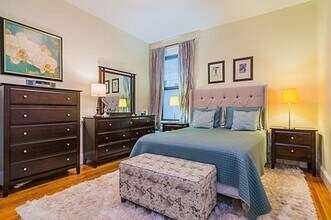 1370 Beacon St, Unit 5 in Brookline, MA - Building Photo - Building Photo