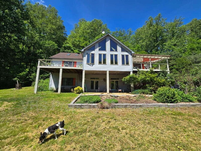 property at 59 Hungry Horse Ln