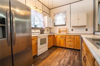 13 W Monroe St in Little Falls, NY - Building Photo - Building Photo