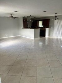 4422 Ixora Cir in Lake Worth, FL - Building Photo - Building Photo