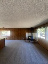 1215 Mt Shasta Cir in South Lake Tahoe, CA - Building Photo - Building Photo