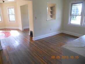1765 Summit St in Columbus, OH - Foto de edificio - Building Photo