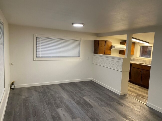 5236 Buckhorn Rd in Roseburg, OR - Building Photo - Building Photo