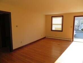 6 Stone St in New Bedford, MA - Building Photo - Building Photo