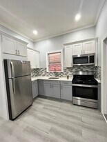 5516 Hudson Ave, Unit 2R in West New York, NJ - Building Photo