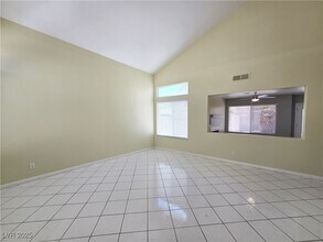 4613 Fireside Ln in Las Vegas, NV - Building Photo - Building Photo