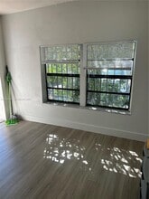 1631 NW 29th Ave in Miami, FL - Building Photo - Building Photo