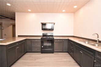 152 Court St in Watertown, NY - Building Photo - Building Photo