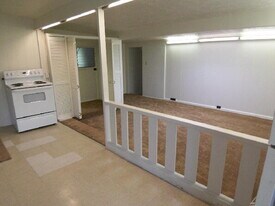 45-467-467 Makalani St in Kaneohe, HI - Building Photo