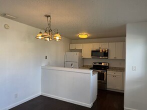 812 Tiffany Dr W in West Palm Beach, FL - Building Photo - Building Photo