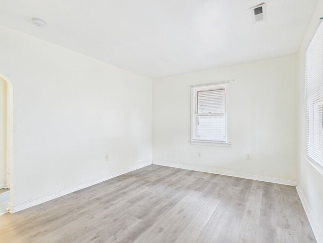 26 Spring St in Petersburg, VA - Building Photo - Building Photo